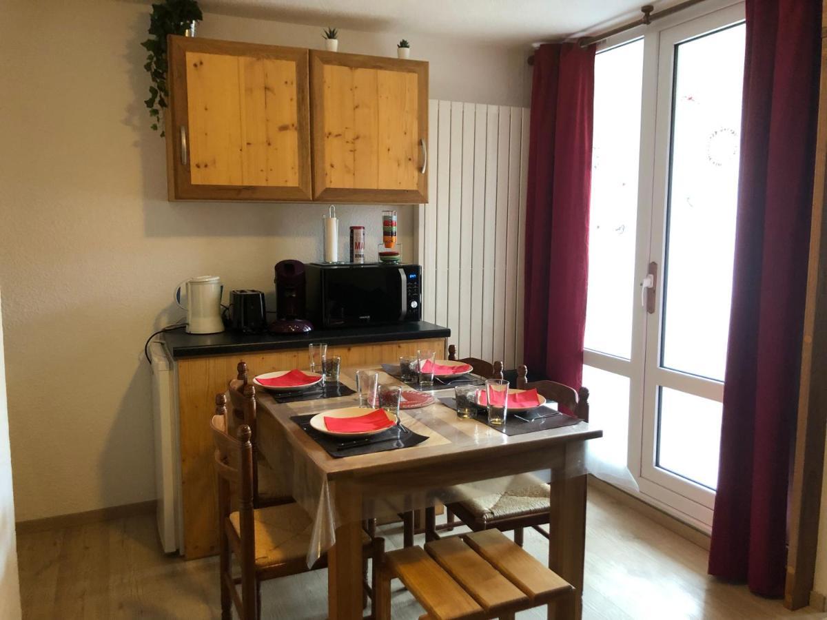 Petit Appartement Labellise Les 2 Alpes Residence Arc En Ciel Telesiege Petite Aiguille Les Deux Alpes Dış mekan fotoğraf