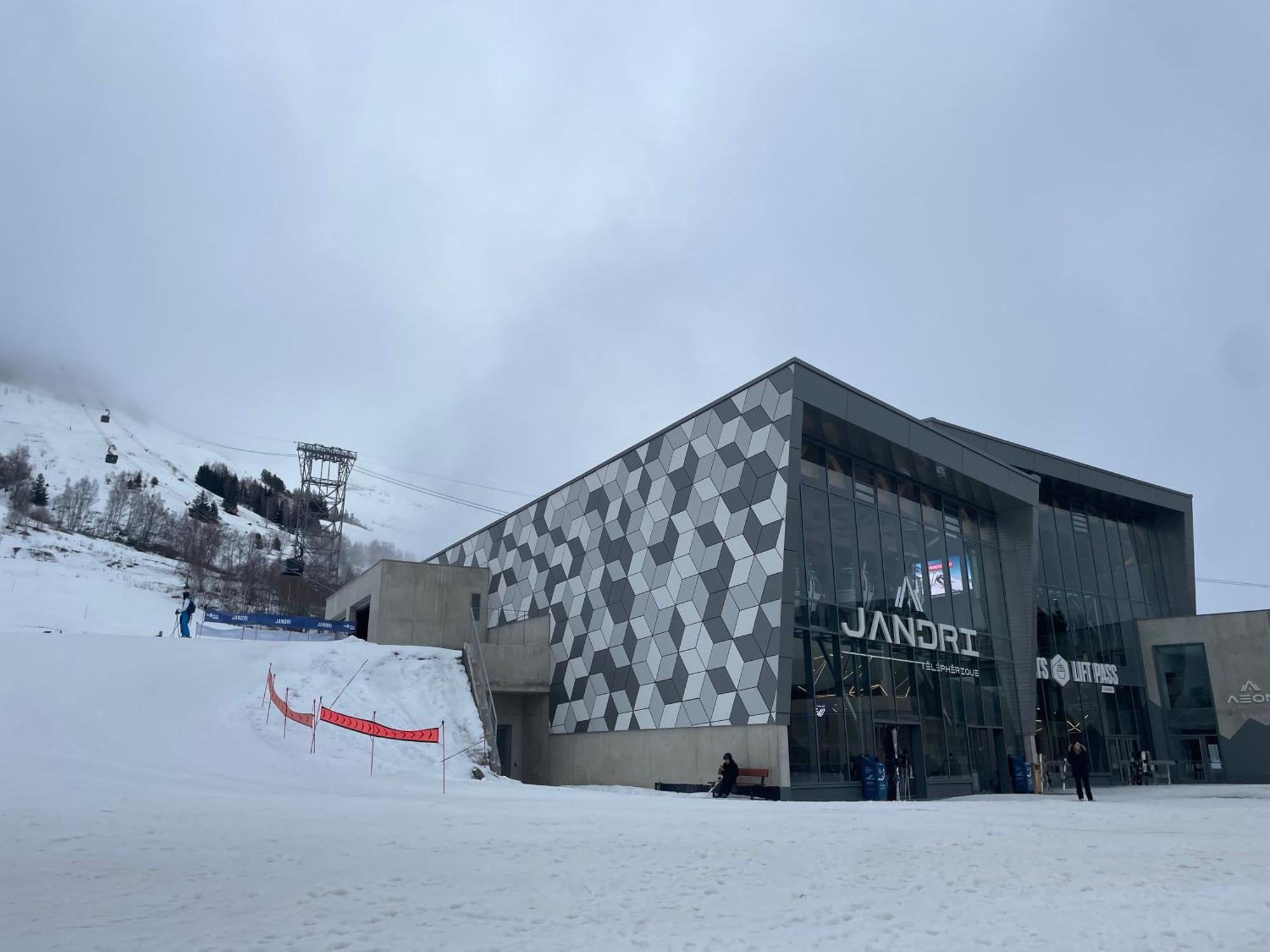 Petit Appartement Labellise Les 2 Alpes Residence Arc En Ciel Telesiege Petite Aiguille Les Deux Alpes Dış mekan fotoğraf